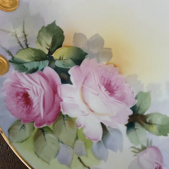 Hand Painted Nippon Porcelain Plate w/ Gold Handles – Pink Roses – 11” Vintage - Picture 4 of 7